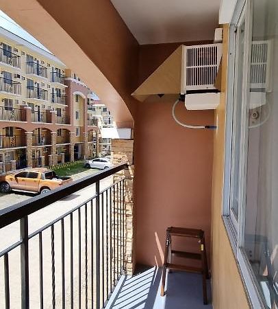 Mikaela'S Crib- 1 Bedroom Flat @ Arezzo Place Condominium Davao Zewnętrze zdjęcie